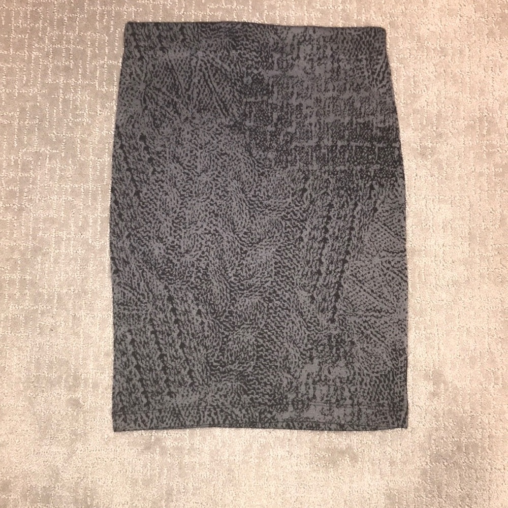 Print pencil skirt